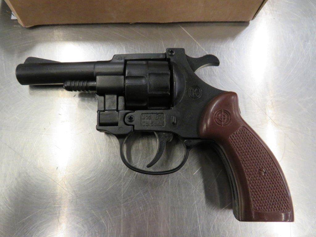 CBSA Withholds Details on Seizure of What It Calls 65 ‘Prohibited Guns’